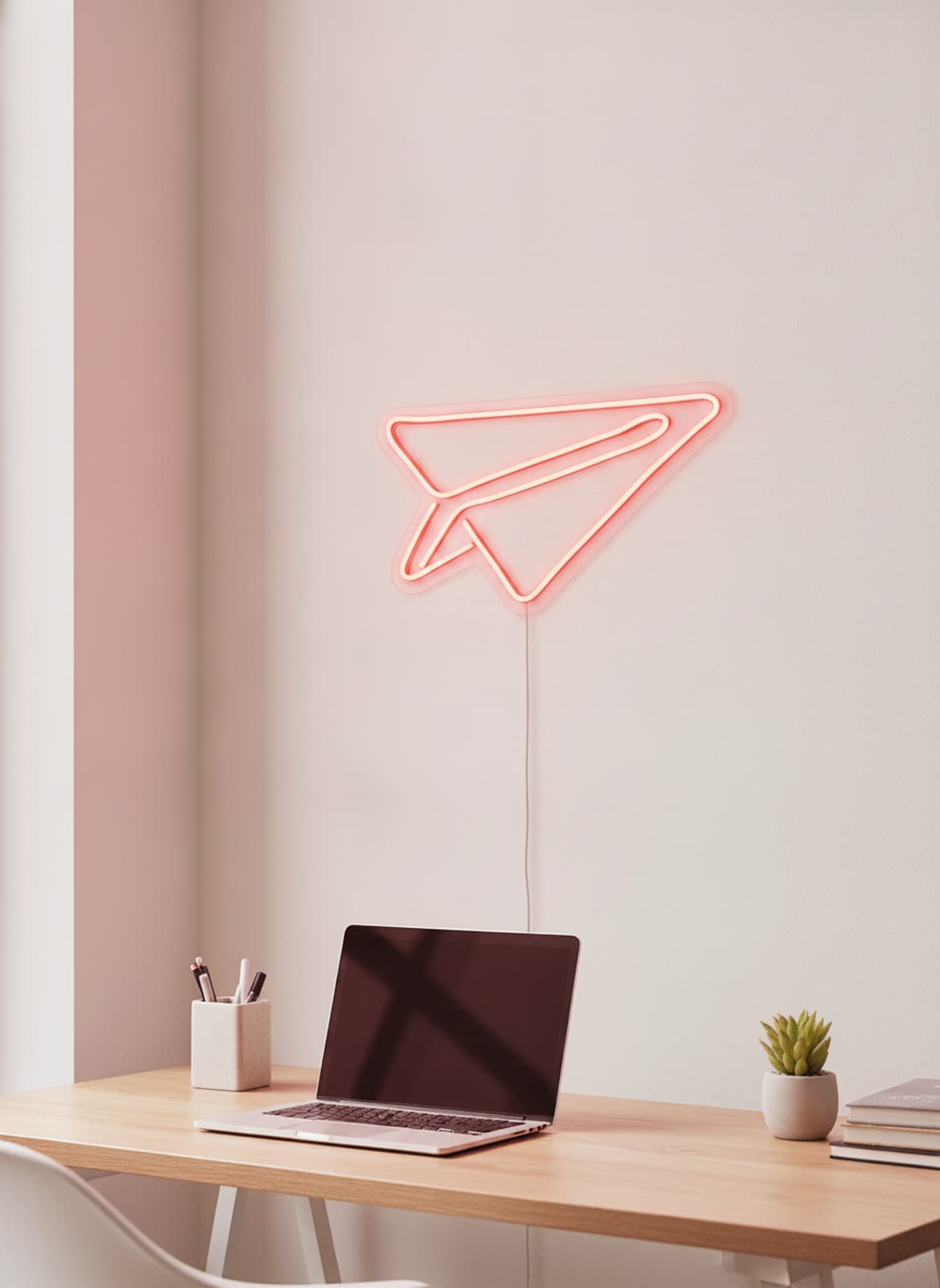 Studyo Yora Kağıt Uçak Figürlü LED Neon Duvar Tablosu