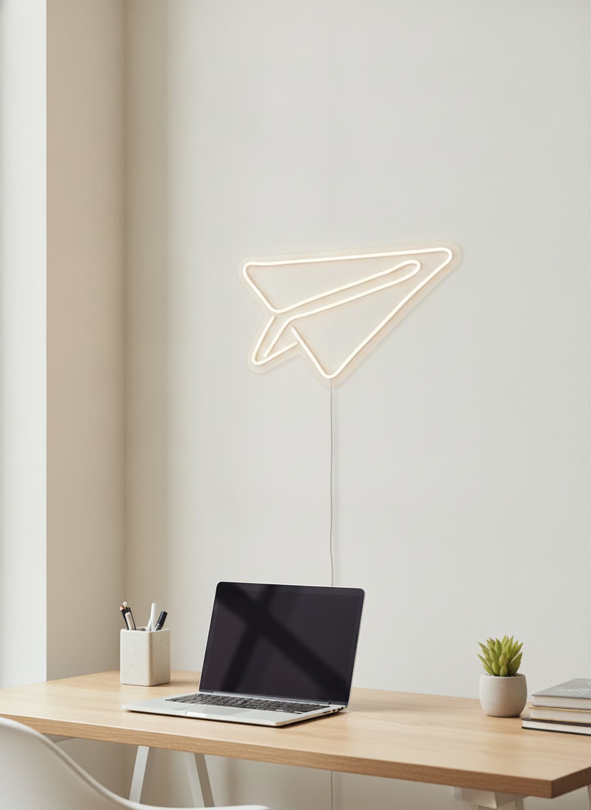 Studyo Yora Kağıt Uçak Figürlü LED Neon Duvar Tablosu